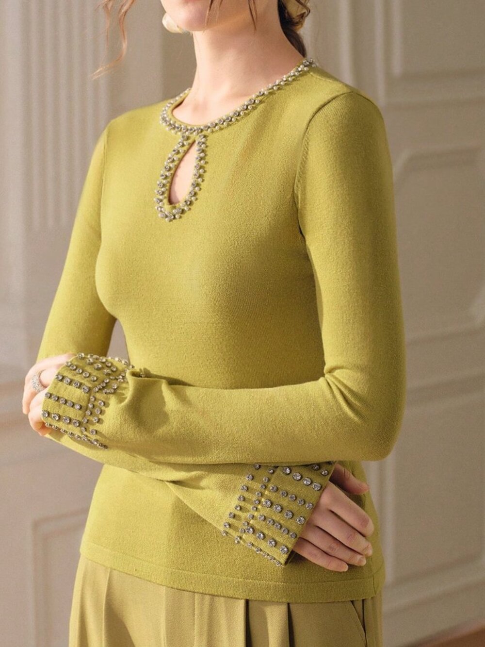 Olive Green Casual Women's Crew Neck Keyhole Fitted Knit Long Sleeve Sweater - Picture 3 of 8